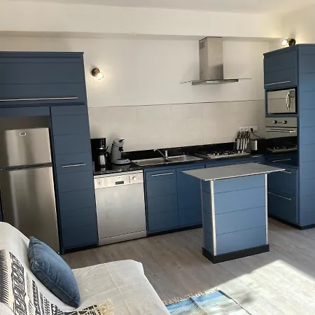 Chez Jean Claude La Des Amis Apartamento