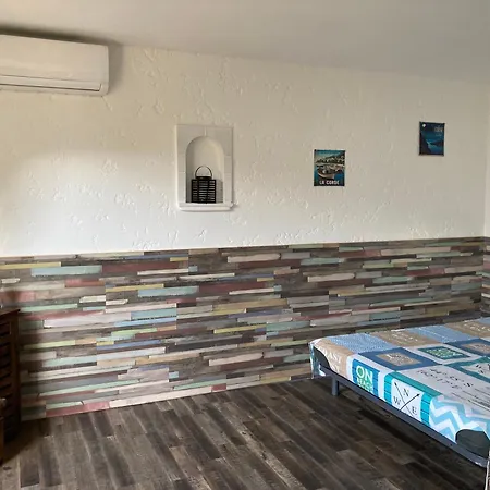 Chez Jean Claude La Des Amis *