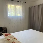 Chez Jean Claude La Des Amis דירה *