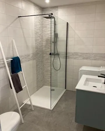 Chez Jean Claude La Des Amis *