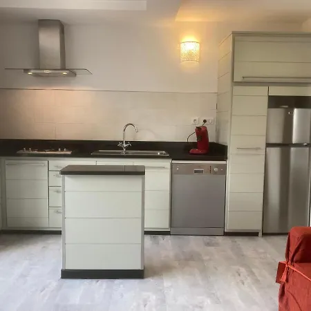 Chez Jean Claude La Des Amis