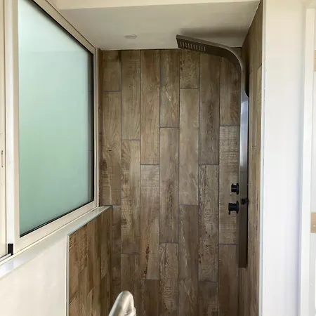 Chez Jean Claude La Des Amis Lejlighed *