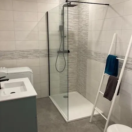 Chez Jean Claude La Des Amis Lejlighed